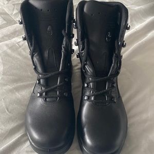 Brand new in box mens Haix professional tactical boot